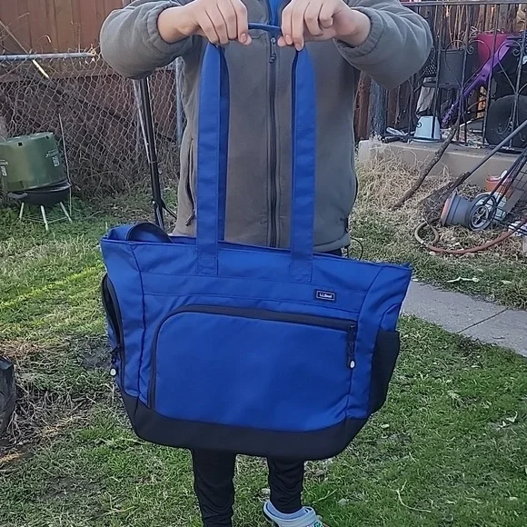 LL Bean Duffle Bag 0FVL2 Double Handle Shoulder Tote Zip Top Blue Nylon Used Onc - Picture 11 of 12